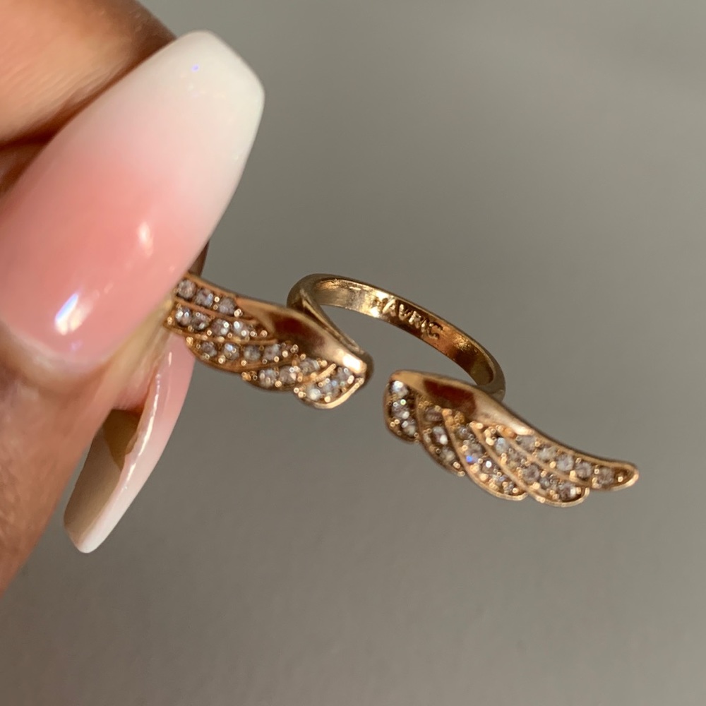 Spread Your Wings 18K Gold Plated Ring Size 6 / 7 - Picture 7 of 7